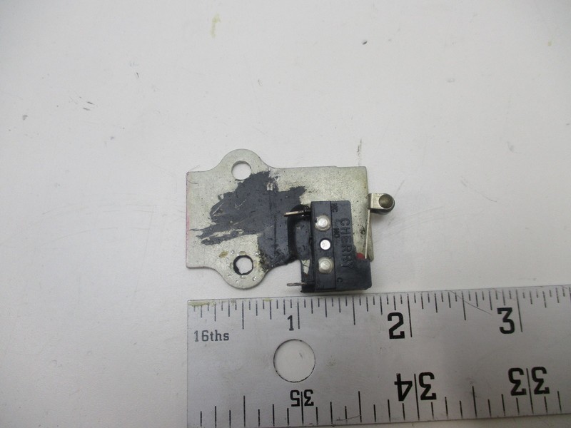 0173480 OMC Binnacle/Concealed Side Mount Remote Control Neutral Start Switch