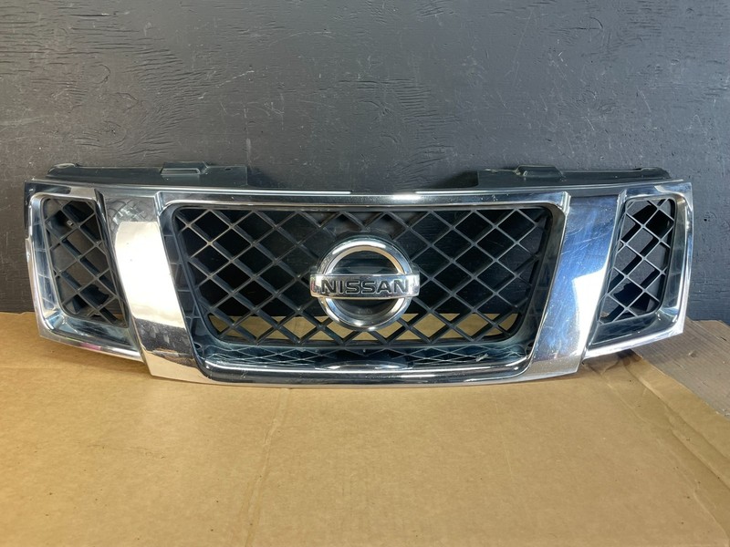 2008 to 2012 Nissan Pathfinder Front Upper Chrome Grill Grille OEMae0803DG
