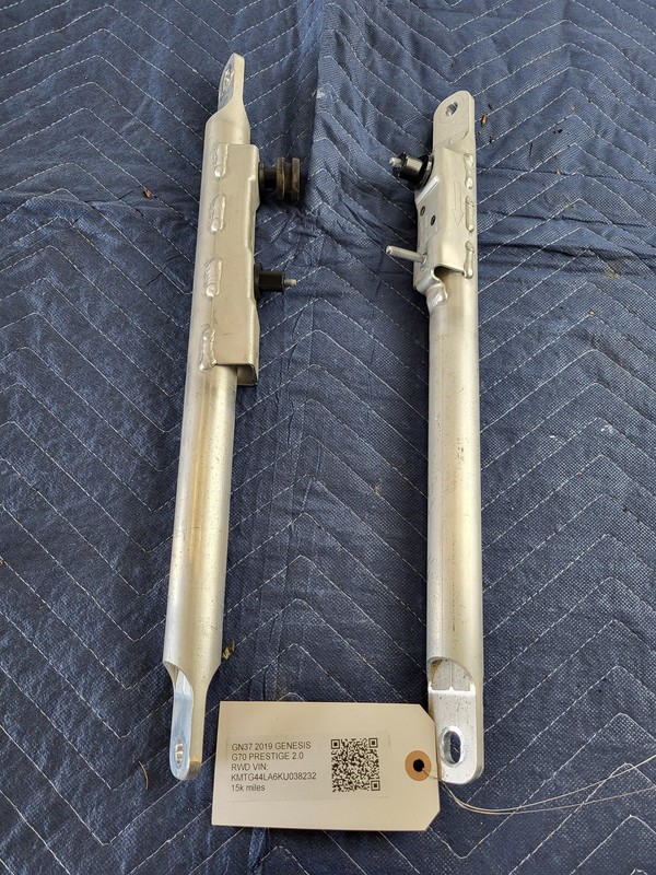 Used Oem GENESIS SET Front Tower Brace Bar for 2019-2021 G70 Prestige 2.0L RWD