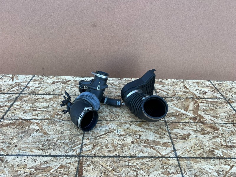 GENESIS GV70 2022-2026 OEM TURBO ENGINE AIR BOX INTAKE HOSE TUBE PIPE 2.5T