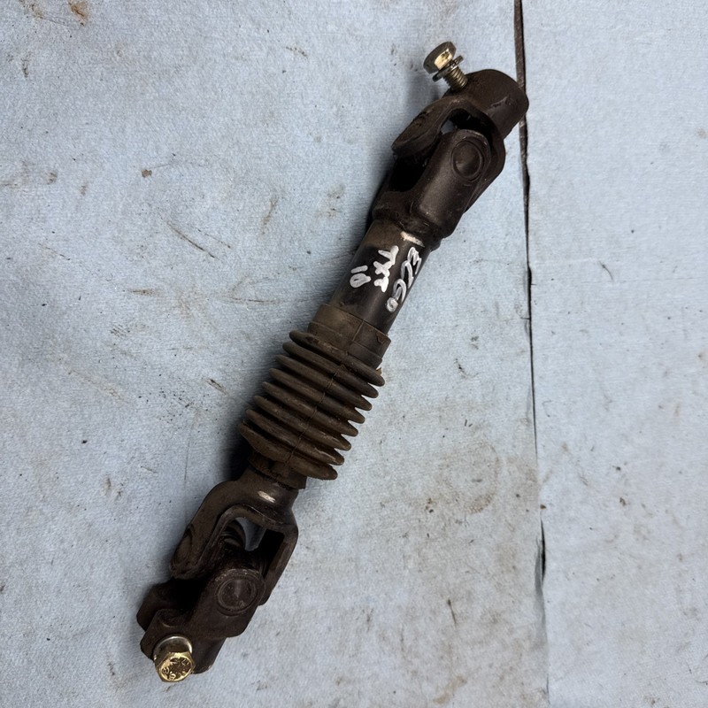 2000’s EZGO Txt golf cart Steering YokeU Joints 10