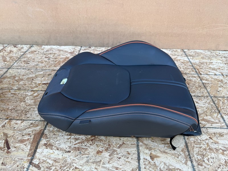 GENESIS GV70 2026 OEM FRONT LEFT DRIVER UPPER SEAT SKIN CUSHION (BLACK)