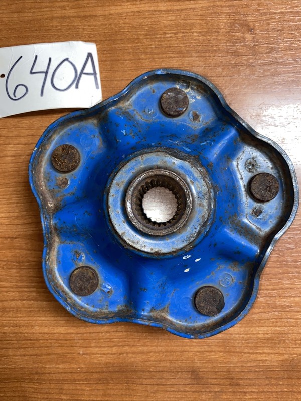 1988 Suzuki Quadracer LT250R Rear Wheel Hub OEM 88 A