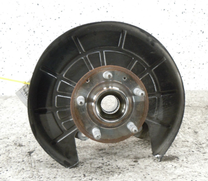 2016-2020 Buick Envision Rear Spindle Knuckle Hub Driver Left OEM