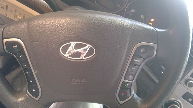 2010-2012 Hyundai Santa Fe Driver Steering Wheel Air Bag