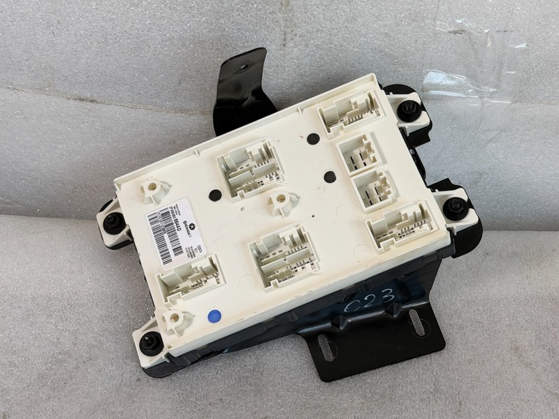 2021 Ram 2500 3500 Body Control Module BCM BCU 68482884AD OEM