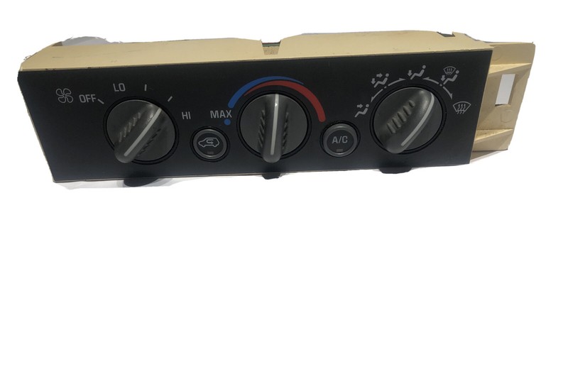 1996 1997 1998 1999 SUBURBAN YUKON TAHOE A/C HEATER CLIMATE CONTROL