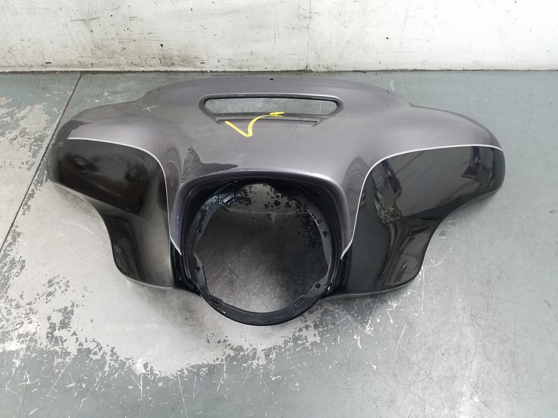 2014 14 - 16 Harley Davidson Ultra LimitedOuter Nose Fairing#6946 P2