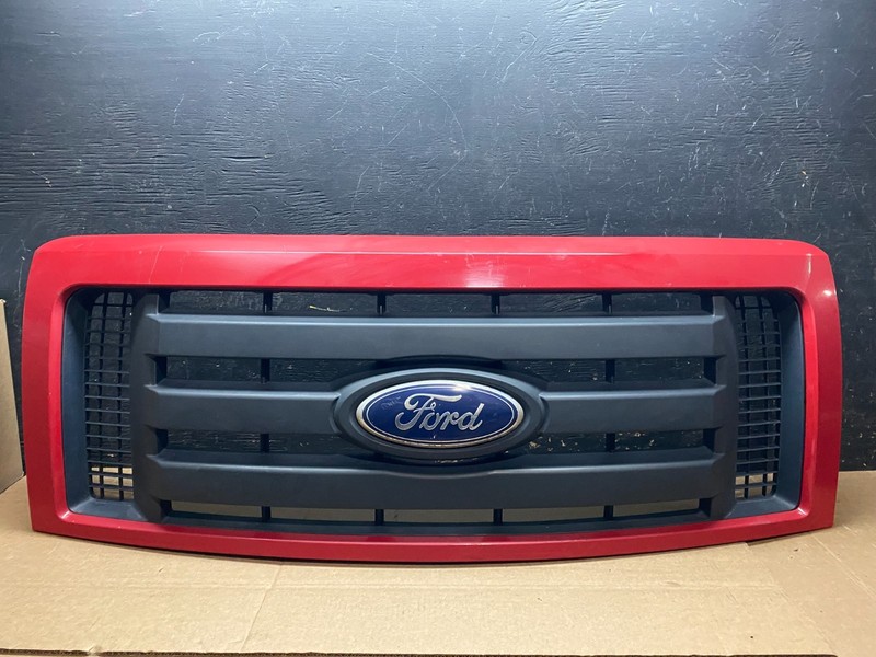 2009-2012 Ford F-150 F150 Front Upper Chrome Grill Grille OEM Y9285 DG
