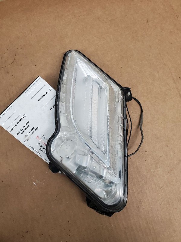 Passenger Corner/Park Light S60 Fits 11-13 VOLVO 60 SERIES 294124