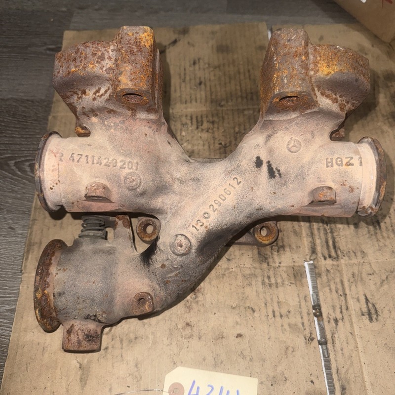 Detroit Diesel DD13valve exhaust manifold P/N R4711420201