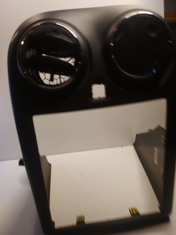 05-10 Pontiac G6 Center Dash Radio Stereo Climate Bezel Black w/ Vents OEM