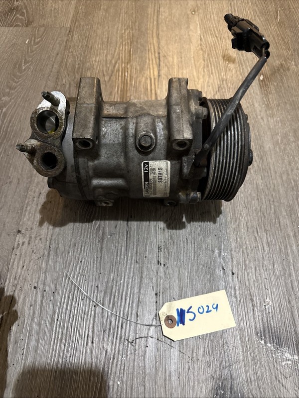 New Sanden 4720 A/C Compressor with 8 Groove Clutch Fits: International