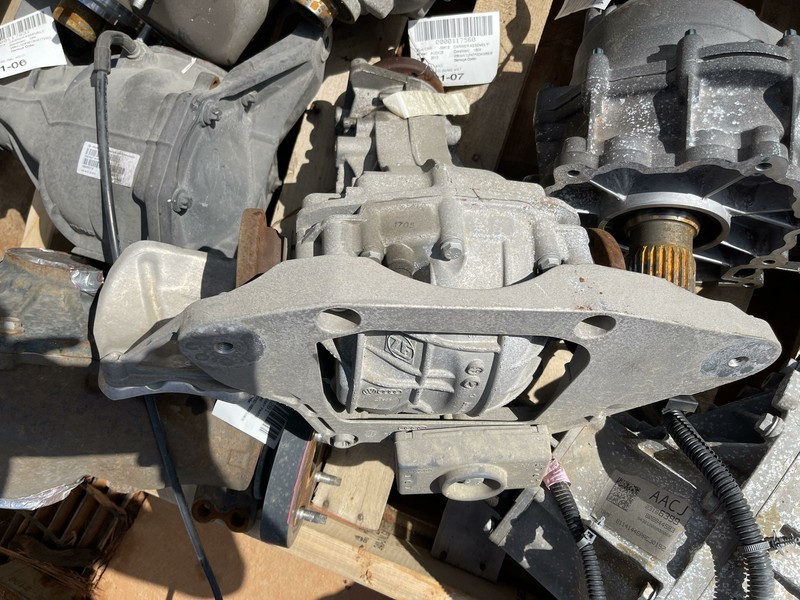 09-17 AUDI Q5 REAR CARRIER DIFFERENTIAL CASE 2.0L 160K MILES