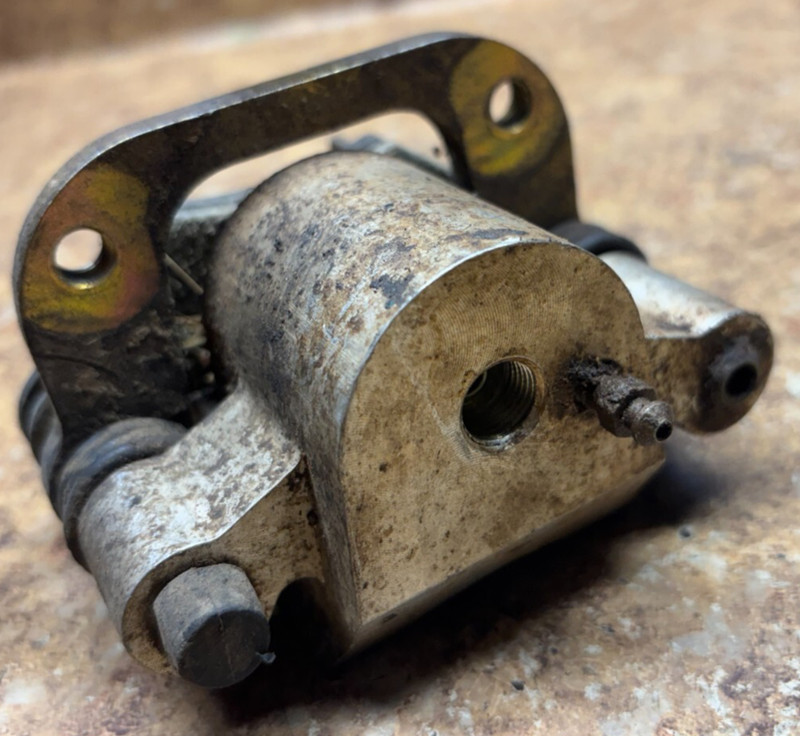 1997 96 Polaris Xplorer 300 ATV Trail Boss 250 Front Disk Brake Caliper Right C9