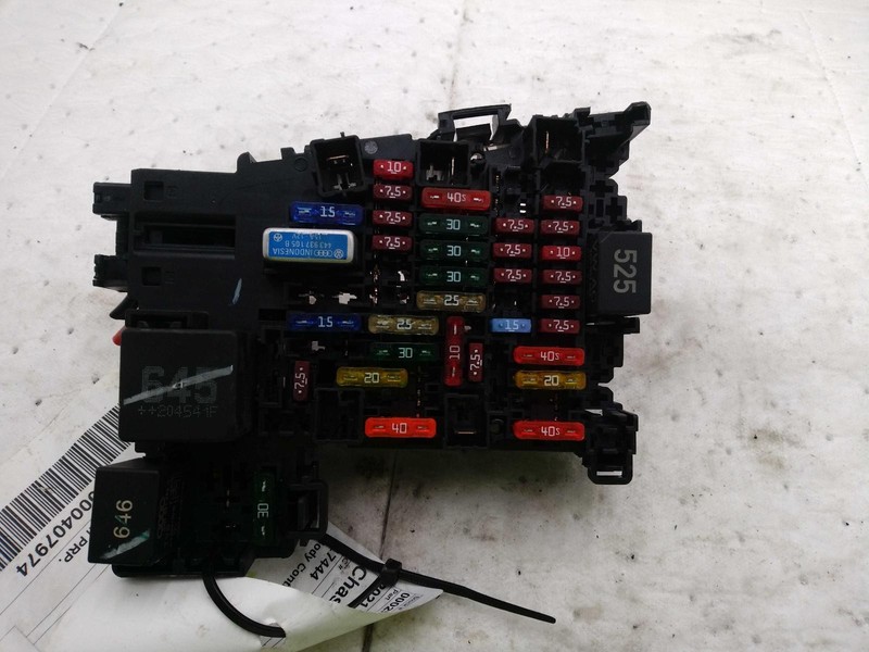 2021 Volkswagen Tiguan OEM Used Fuse Box 145517 White 103K Miles