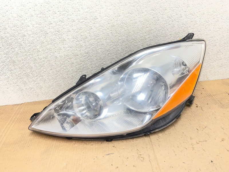 2006 to 2010 Toyota Sienna Left Driver Lh Side Headlight Halogen AA6977 DW