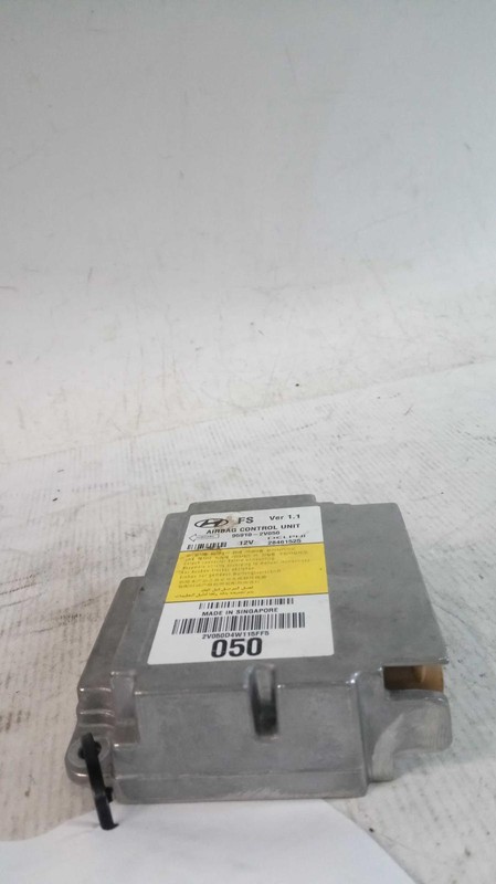 Used Air Bag Module fits: 2022 Toyota Camry Air Bag under console 2.5L A25AFKS e