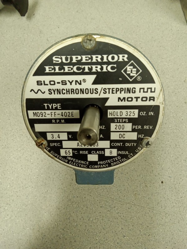 Superior Electric Slo-Syn Synchronous/ Stepping Motor M092-FF-402E A213803