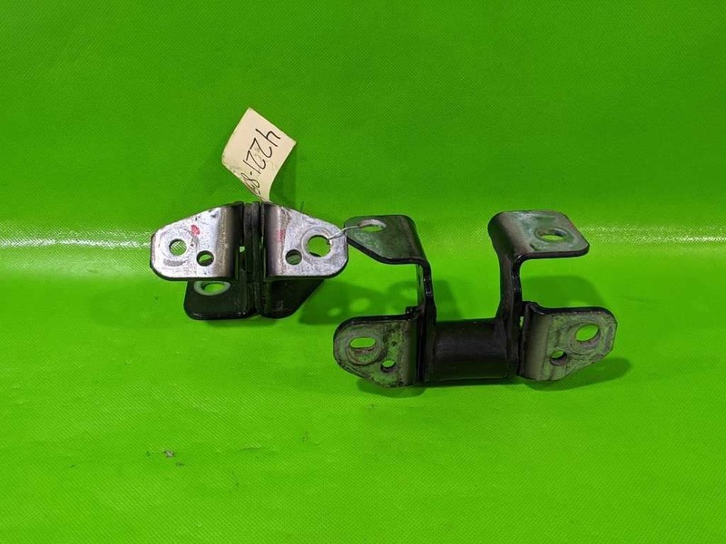 11-24 DURANGO PASSENGER RIGHT REAR DOOR HINGES OEM 4221-85