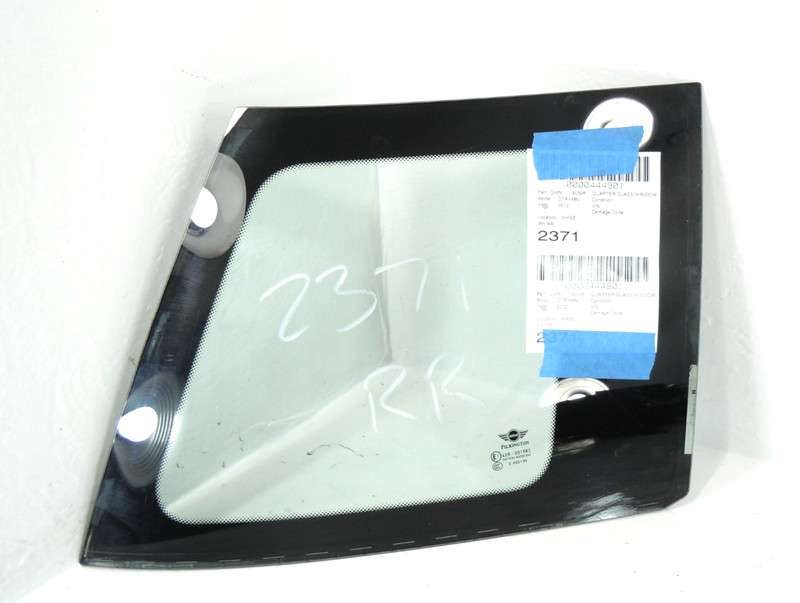 2011-2016 Mini Cooper Countryman Rear Quarter Window Glass Passenger Right OEM