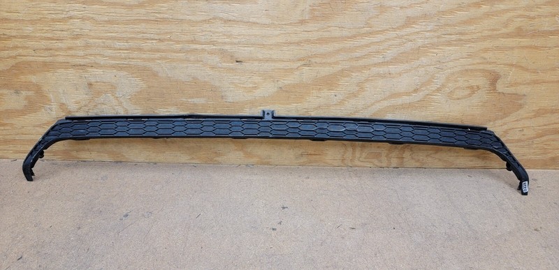 2016 2017 Honda ACCORD Sport Rear Bumper Molding Center Trim OEM*
