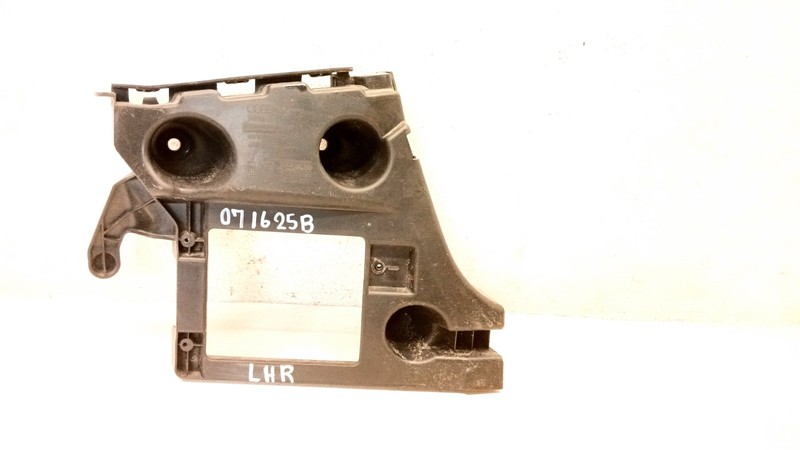 12-15 AUDI C7 A6 QUATTRO BUMPER MOUNTING BRACKET COVER REAR LEFT OEM 071625B