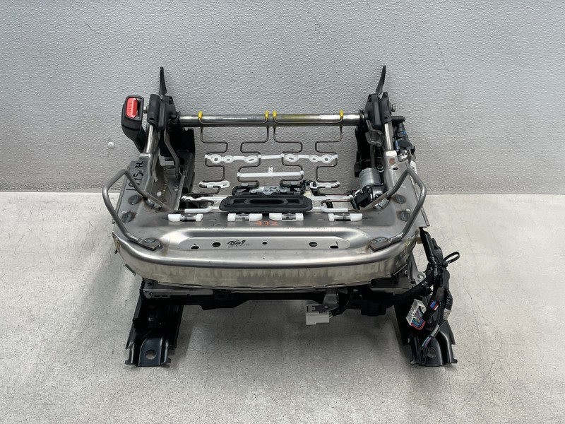 2021-2025 Lexus IS300 Front Left Driver Seat Track Frame 1645 OEM