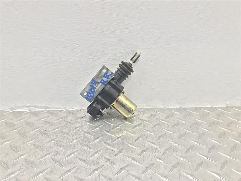 1995 CHEVROLET SUBURBAN DRIVER REAR DOOR LOCK ACTUATOR OEM 5045904
