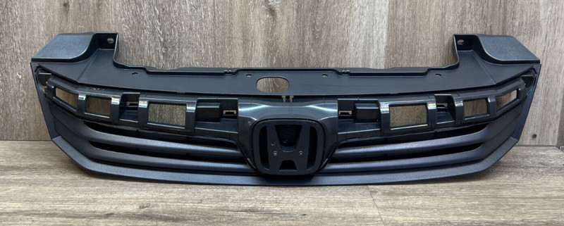 2012-2014 Honda Accord Base Front Grille OEM71121-TR0-A0