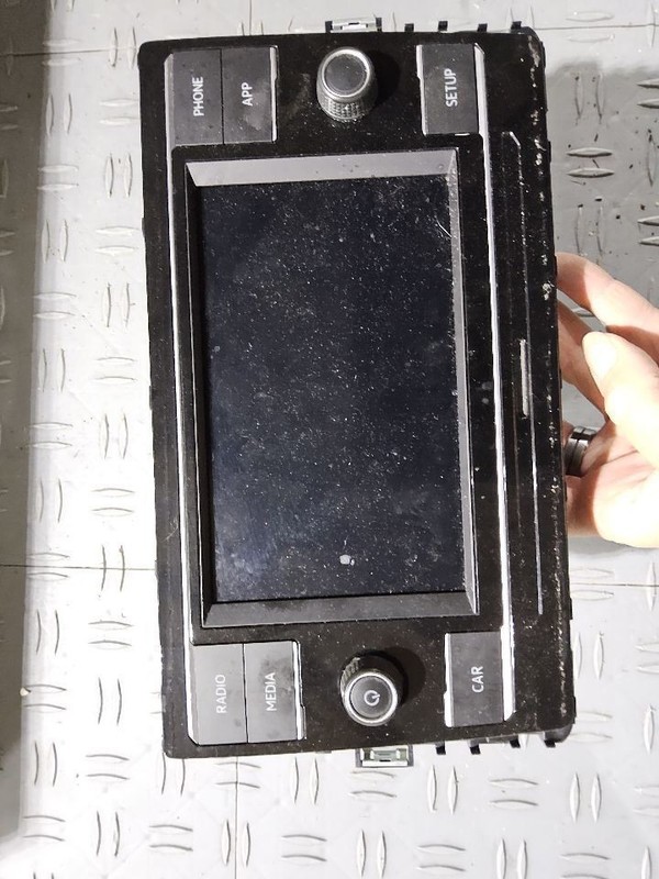 Audio Equipment Radio Display And Receiver Fits 19-24 JETTA 3575409