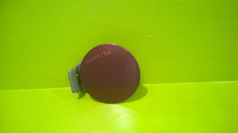 03-11 LINCOLN TOWN CAR GAS FUEL FILLER DOOR LID COVEROEM 2936-30