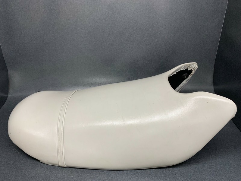 2000 Kawasaki OEM PWC Double Front Seat Assy Silver STX 100 DI Jet 53001-3745