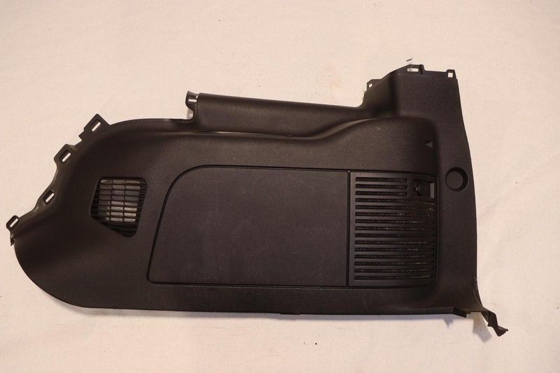 2007-2014 GMC YUKON REAR RIGHT SIDE TRUNK LOWER QUARTER TRIM PANEL EBONY OEM