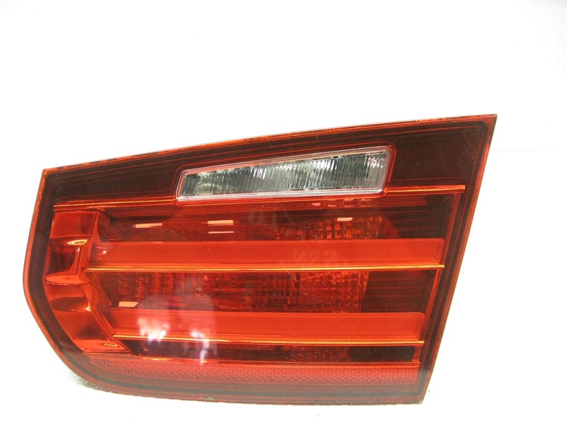 12-15 BMW F30 328i M3 SEDAN TRUNK MOUNTED TAIL LIGHT LAMP REAR RIGHT INNER 08282