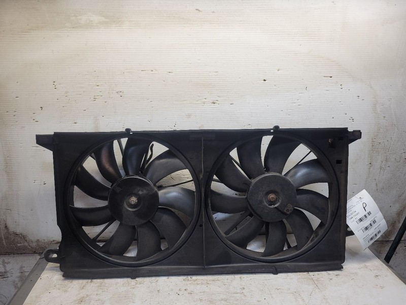 Radiator Fan Motor Fan Assembly SE Fits 01-05 BONNEVILLE 1638910