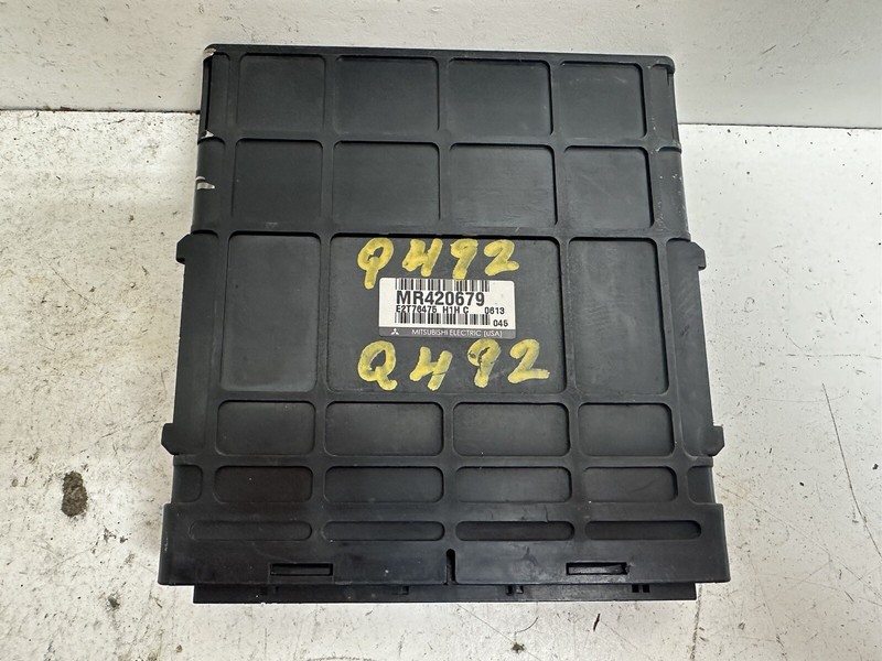2000 Mitsubishi Galant 2.4L Cali Emissions Engine Computer Control Module Ecu Oe