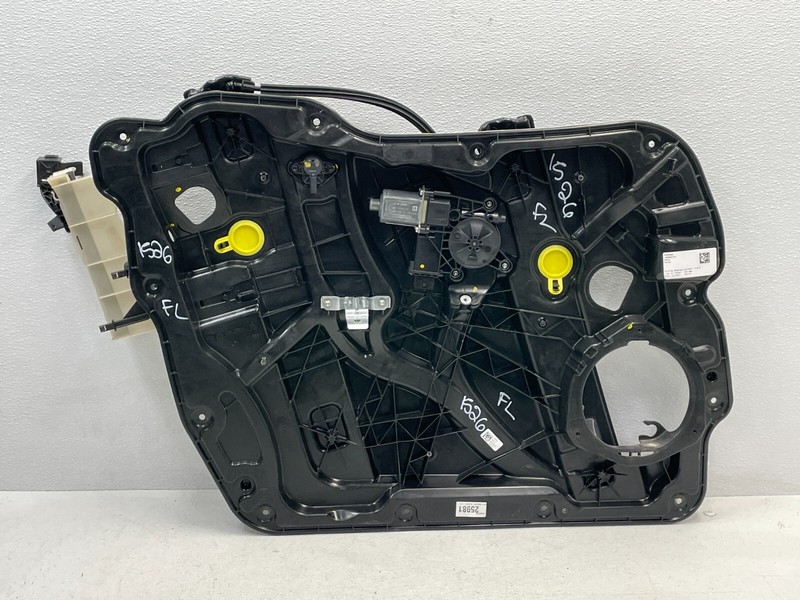 2018-2022 Alfa Romeo Stelvio Front Left Door Window Regulator W/Motor 1526 OEM