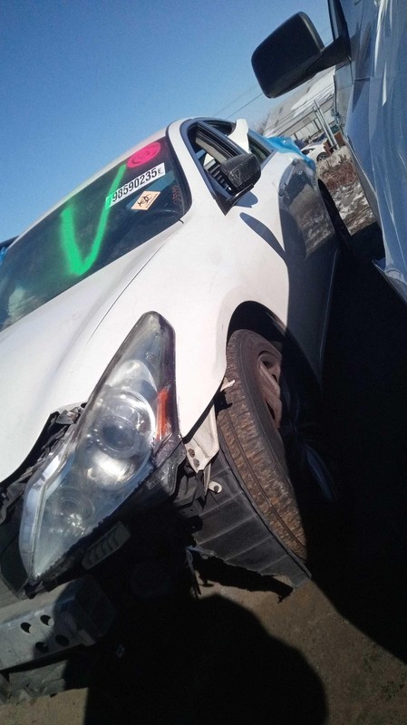 2013 INFINITI G37 Right Door Glass White OEM Used 457941 185k Miles