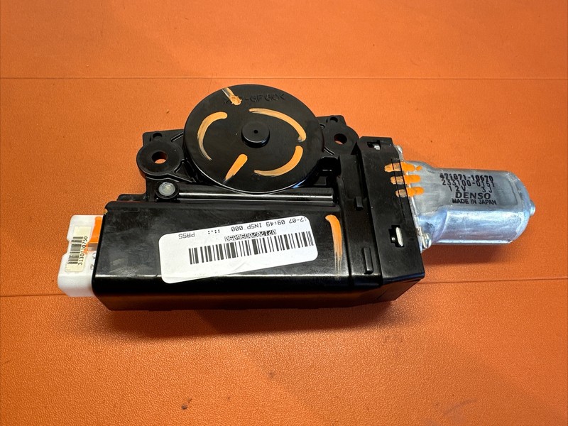 47107110670 | 2006-2010 Hummer H3 H3T Sunroof Moon Roof Electric Power Motor OE