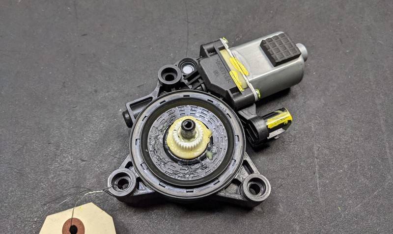 Front Right Door Window Regulator Motor 2021 Kia K5 82460-L3000 2022 2023 2024