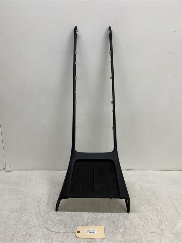 20-23 Tesla3 Center Console Leather Trim With Charger Black 1755541-00 46033 U10