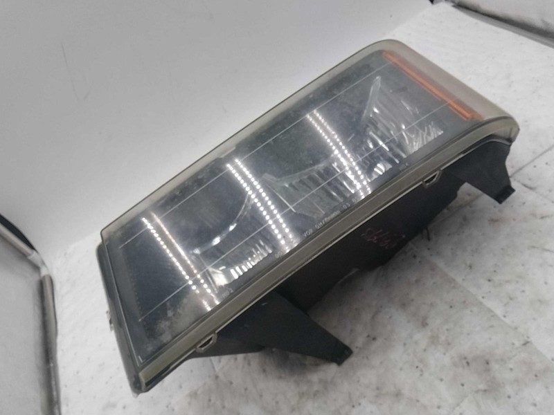 2007 Chevrolet Colorado Left Headlight Assembly - Fogged Lens, 86k Miles