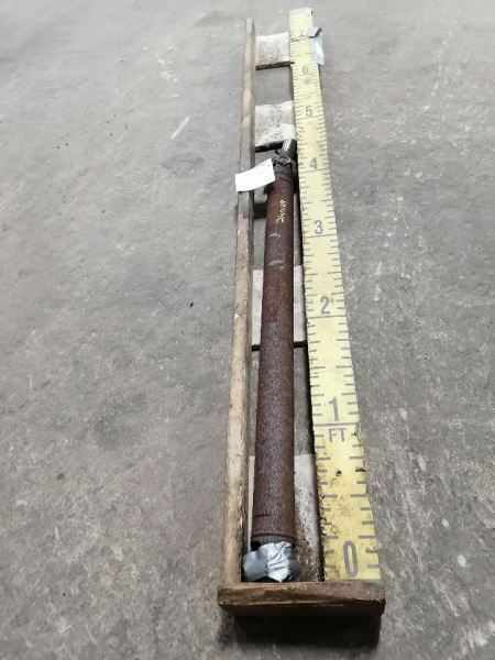 Rear Drive Shaft 4WD Regular Cab 8' Box Fits 11-15 SIERRA 2500 PICKUP 1356746