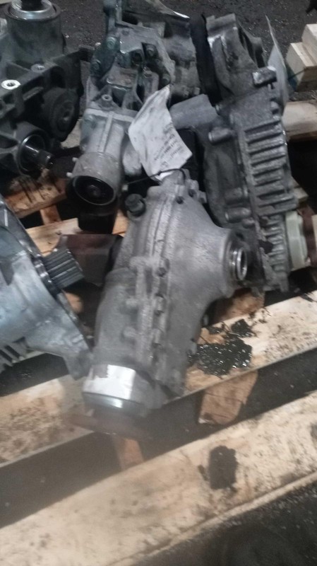 2013 BMW 328I OEM Differential Carrier Assembly 119K Miles 4WD Black