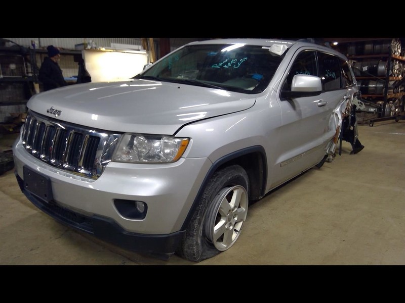 Seat Belt Front Bucket Seat Passenger Fits 11-13 GRAND CHEROKEE 1567630