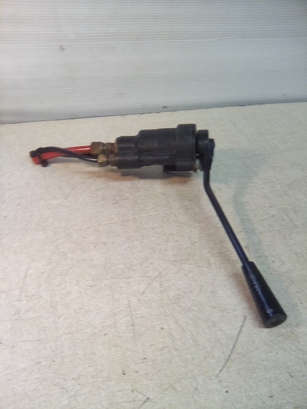 2000 Freightliner Century N30103BB Not For Parking Valve