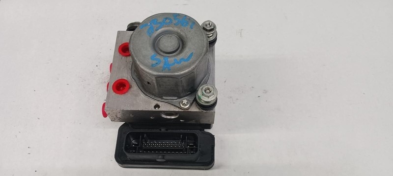15-'16 NISSAN ROGUE ABS pump module AWD 58k miles 1 Year Wnty!