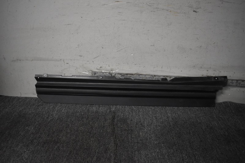 2021-2022 TOYOTA HIGHLANDER XSE DOOR MOLDING LEFT SIDE FACTORY OEM