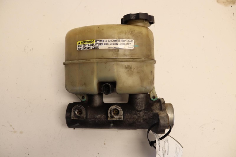 2003-2007 HUMMER H2 AWD POWER BRAKE MASTER CYLINDER W/ RESERVOIR TANK OEM